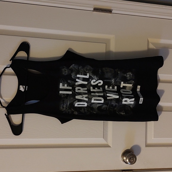 The Walking Dead Razorback Tank - Picture 1 of 5